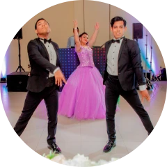 Coreografías y chambelanes de XV años