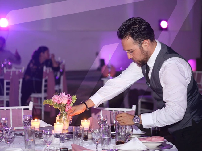 Decoración en mesas otorgada por Eventos Fuzion