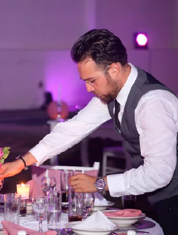 Organización y servicio para la fiesta de graduación